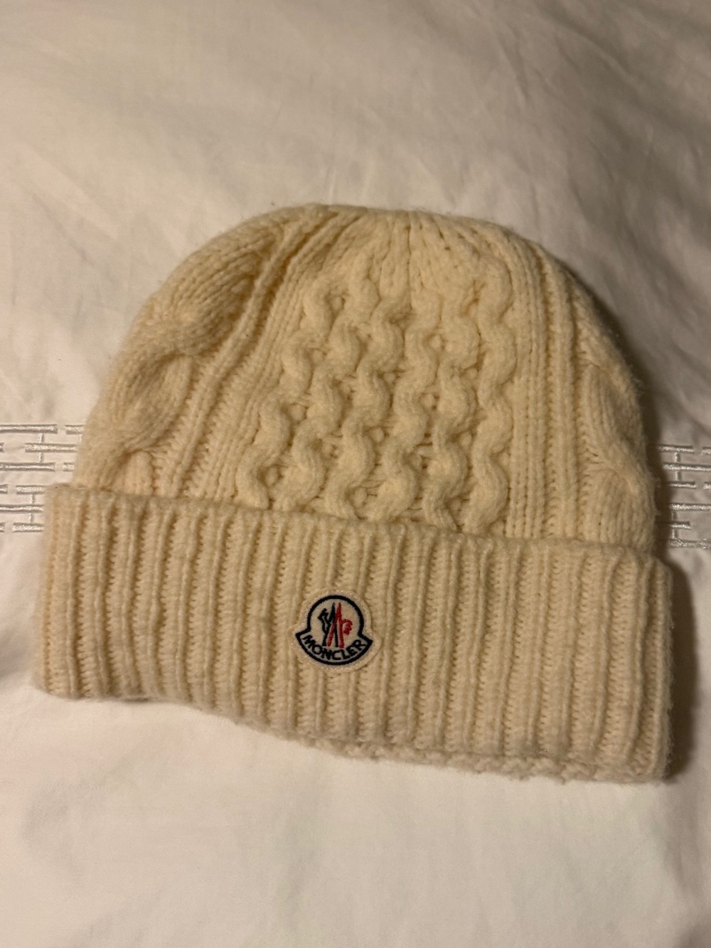 Women’s Moncler hat